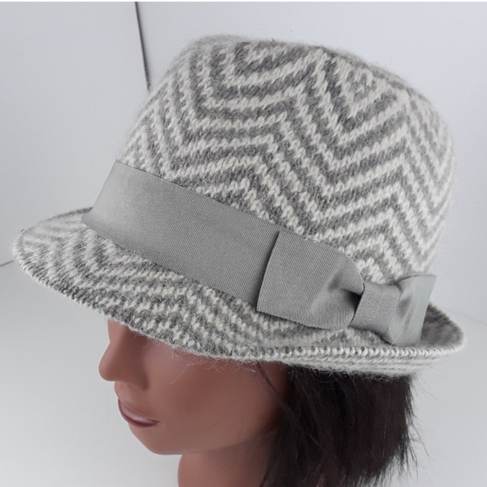 Scala angora wool fedora hat women's gray and white with a ribbon bow‎ winter